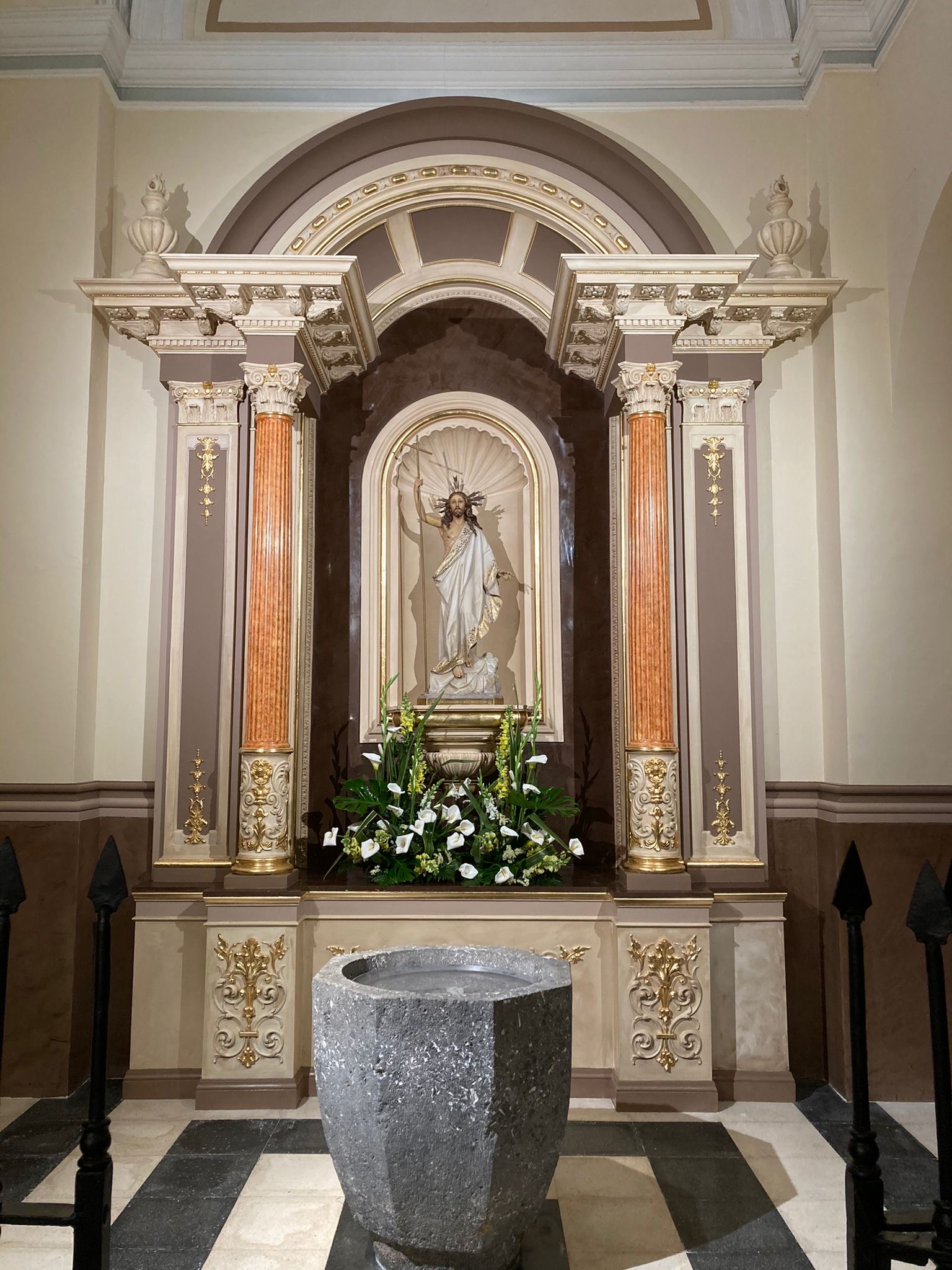 Retablo de Escayola en la Vall d´Uixó
